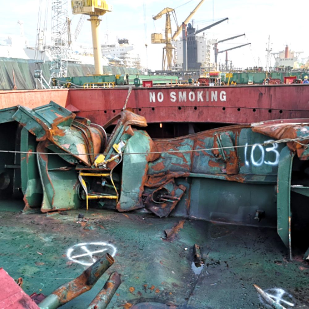 Coaming Damage Condition